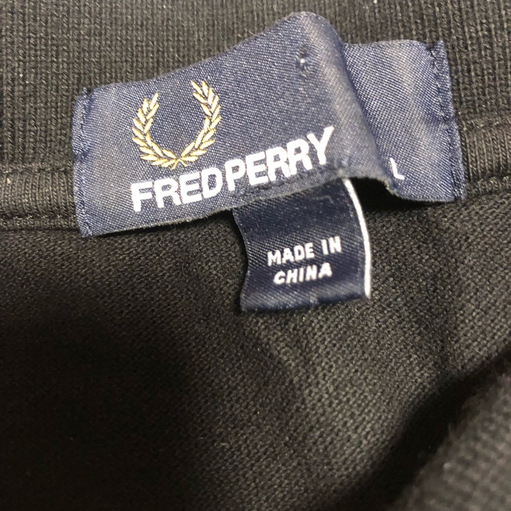 Fred Perry Black Polo Shirt with white tips - Picture 5 of 9